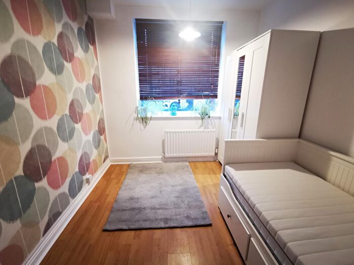 2 Bedroom Flat To Rent In Benton Road, Benton, Newcastle Upon Tyne, NE7