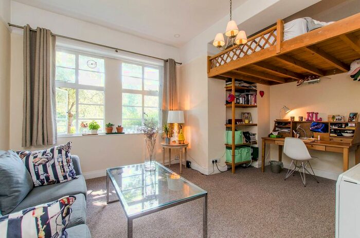 Studio To Rent In Okeover Manor, Clapham Common North Side, London, SW4