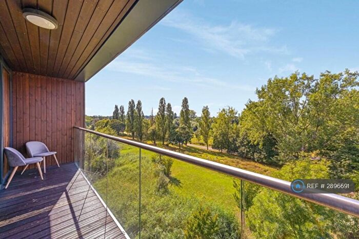 2 Bedroom Flat To Rent In Embry Road, London, SE9
