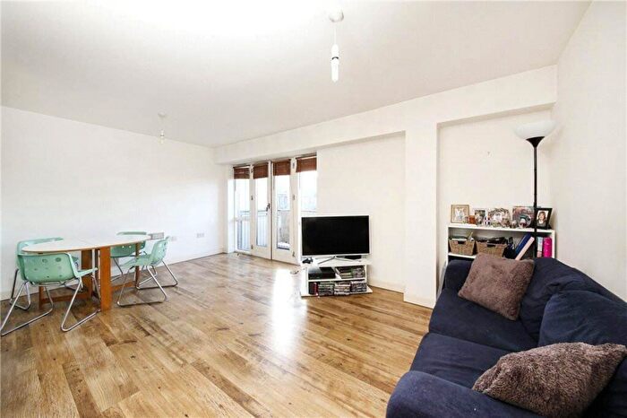 1 Bedroom Flat To Rent In Stepney Way, Stepney, London, E1