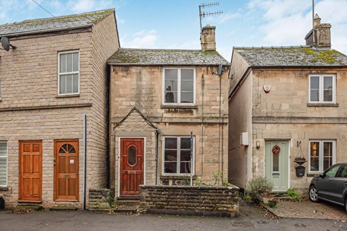 2 Bedroom Detached House For Sale In Victoria Road, Cirencester, Gloucestershire, GL7