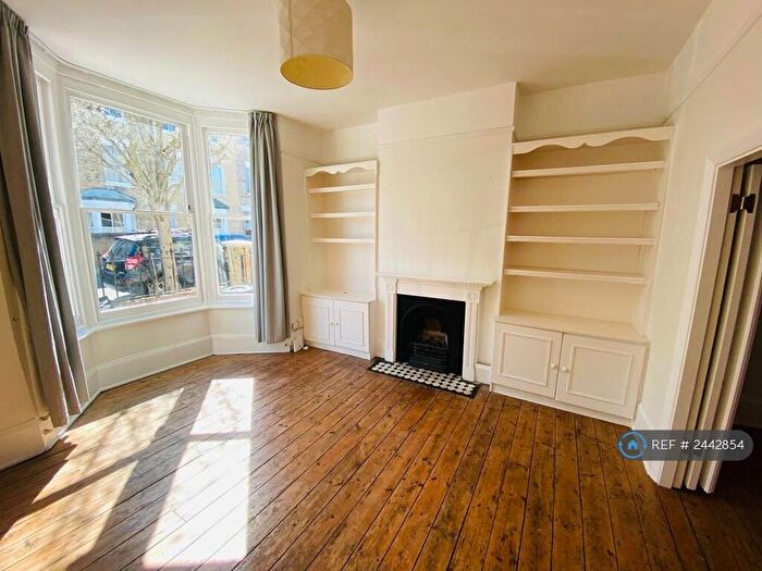 3 Bedroom Terraced House To Rent In Salcott Road, London, SW11