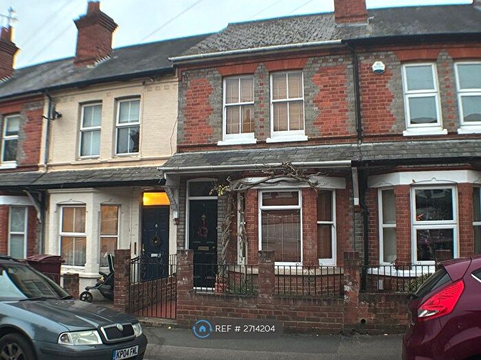 3 Bedroom Terraced House To Rent In Cromwell Road, Caversham, Reading, RG4