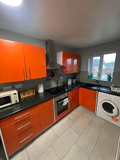 Block Of Flats To Rent In Beale Street, Dunstable, LU6