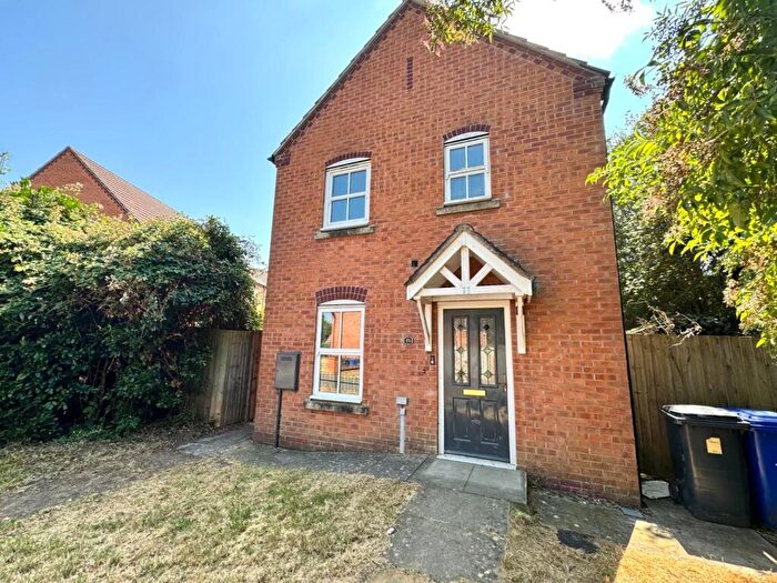3 Bedroom Detached House To Rent In The Oaks, Grange Park, Northampton, NN4