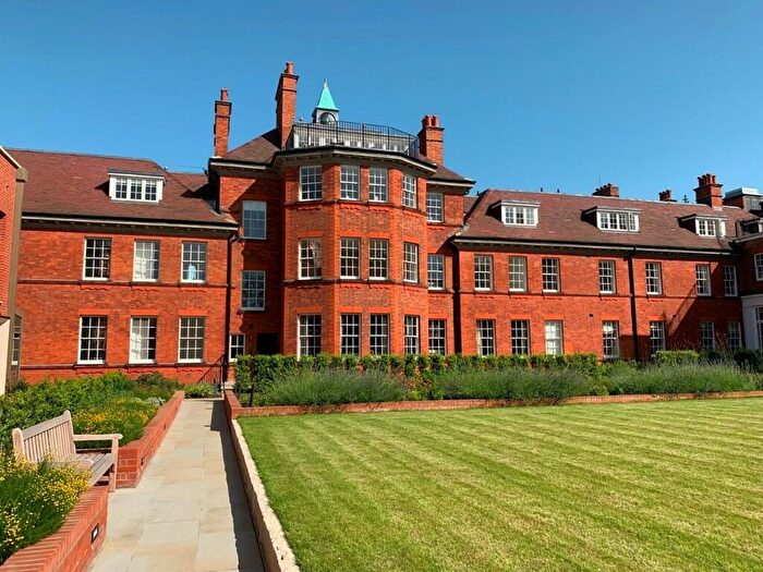 1 Bedroom Flat To Rent In Kidderpore Avenue, London, NW3