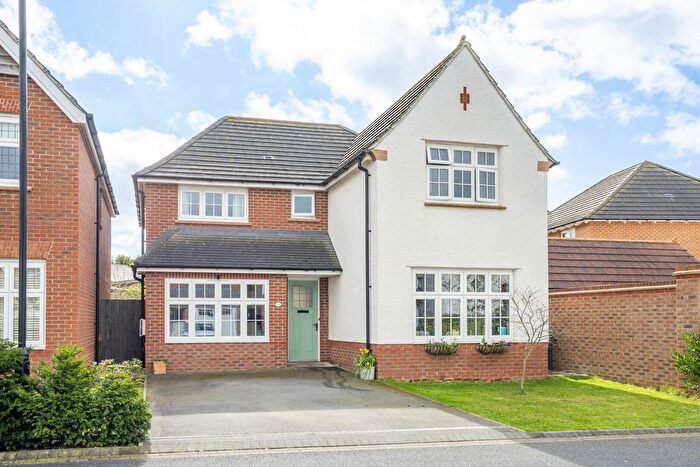4 Bedroom Detached House For Sale In Farro Drive, York, YO30