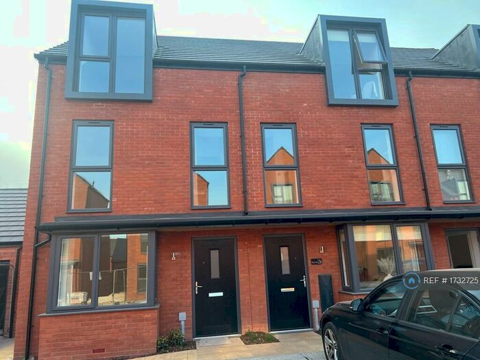 3 Bedroom Semi-Detached House To Rent In Doon Avenue, Derby, DE22