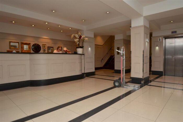 1 Bedroom Flat To Rent In Chelsea Cloisters, Sloane Avenue, Chelsea, SW3