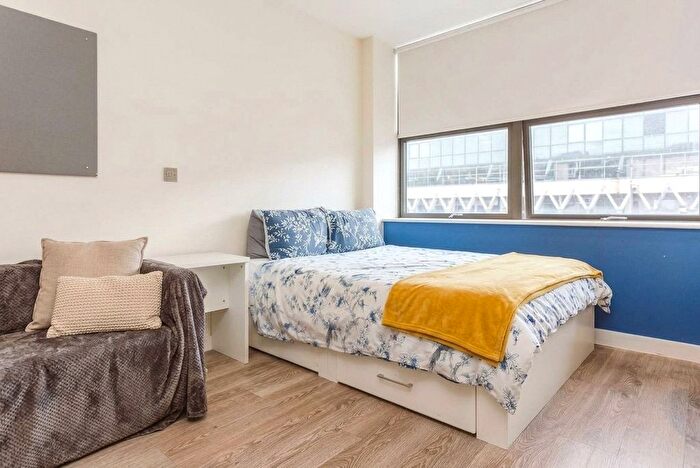 1 Bedroom Studio To Rent In Crown House, - Prince Street, City Centre, Bristol, BS1