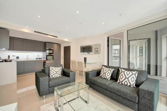 1 Bedroom Flat To Rent In Conquest Tower, Blackfriars Circus, Southwark, SE1