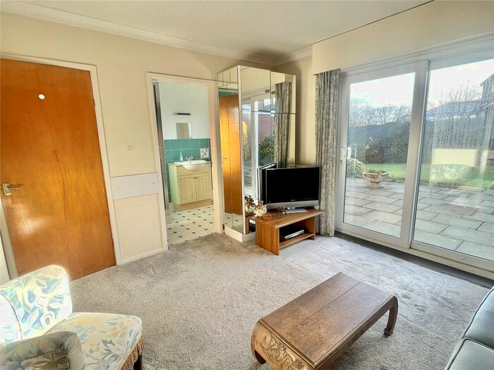 3 Bedroom Bungalow For Sale In Breidden Avenue, Arddleen, Llanymynech, Powys, SY22