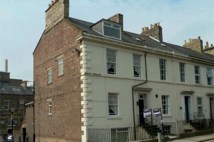 3 Bedroom Apartment To Rent In North Terrace, Spital Tongues, Newcastle, Tyne And Wear, NE2
