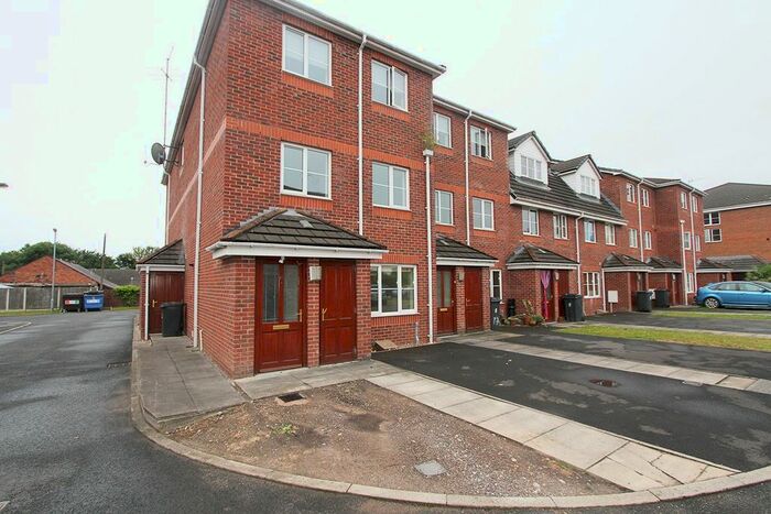 2 Bedroom Mews To Rent In Stirrup Field, Golborne, Warrington, WA3