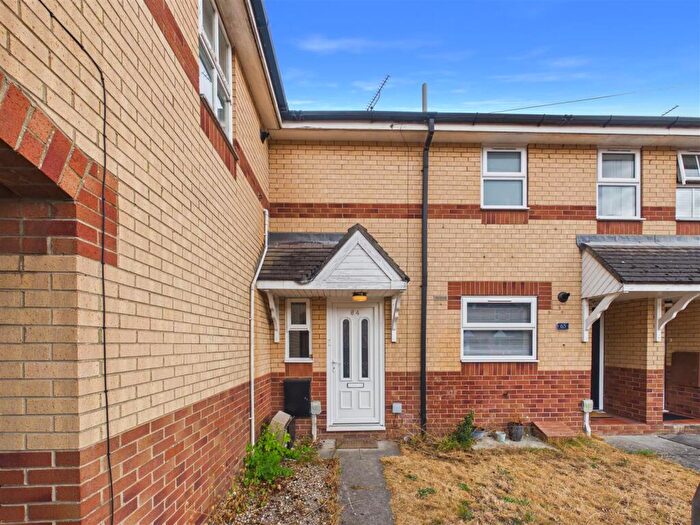 2 Bedroom Terraced House For Sale In Blackburn Avenue, Brough, HU15