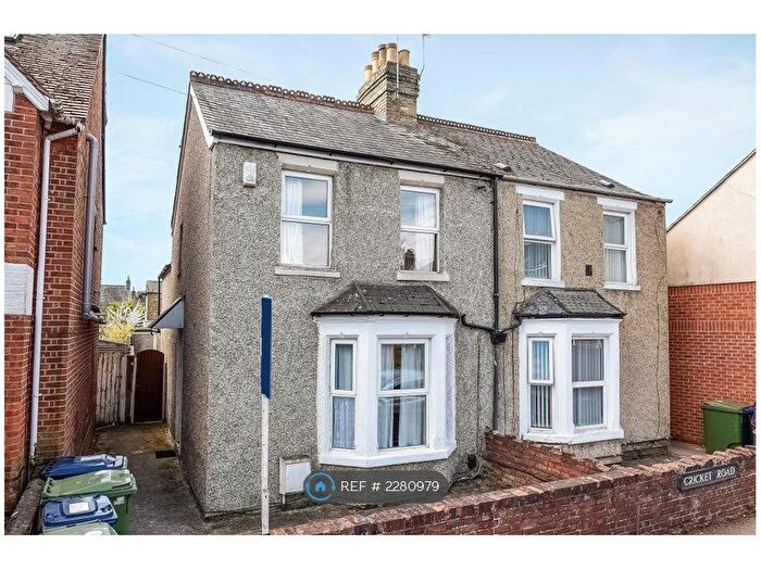 5 Bedroom Semi-Detached House To Rent In Cricket Road, Oxford, OX4