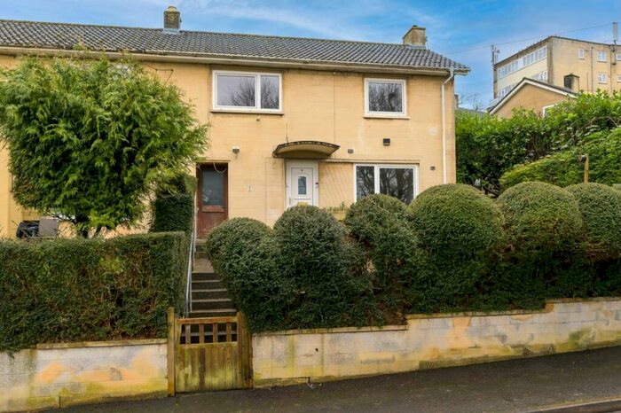 3 Bedroom End Of Terrace House To Rent In Eleanor Close, Bath, BA2