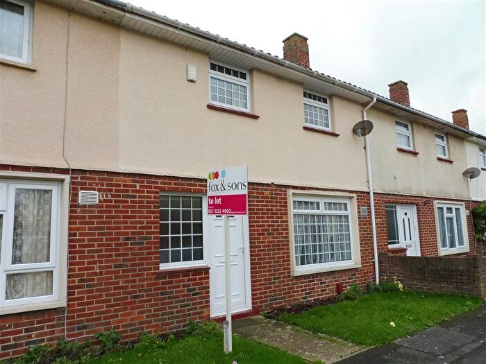 2 Bedroom Property To Rent In Cameron Close, Gosport, PO13