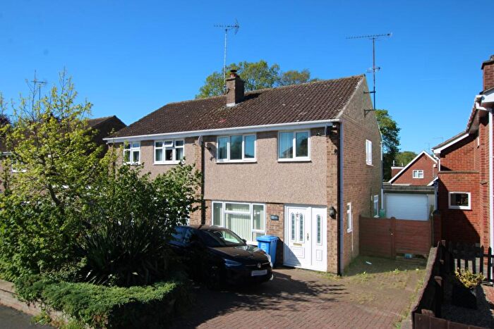 3 Bedroom Semi-Detached House For Sale In Kylesku Crescent, Kettering, Northamptonshire, NN15