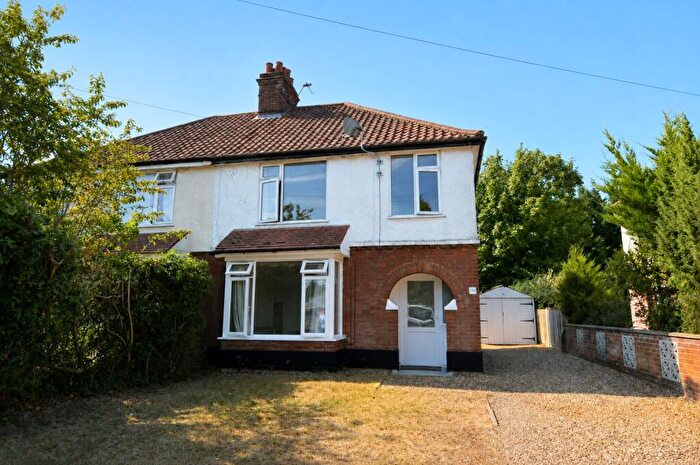 3 Bedroom Semi Detached House To Rent In Earlham Green Lane, Norwich, NR5