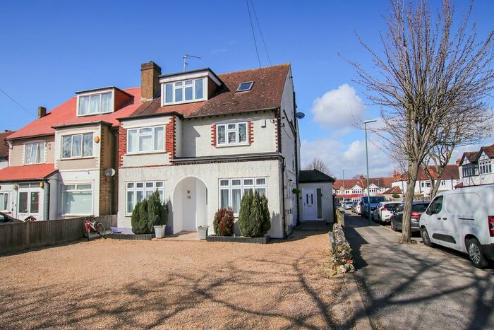 1 Bedroom Maisonette To Rent In The Chase, Wallington, SM6