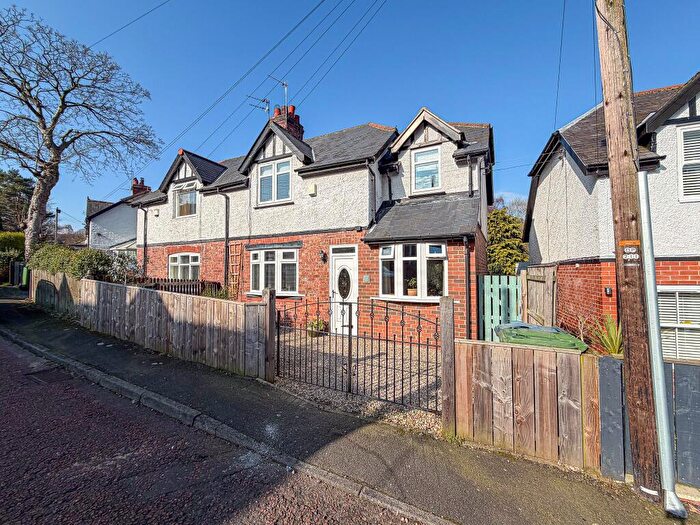 3 Bedroom Semi-Detached House For Sale In Dene Avenue, Rowlands Gill, NE39