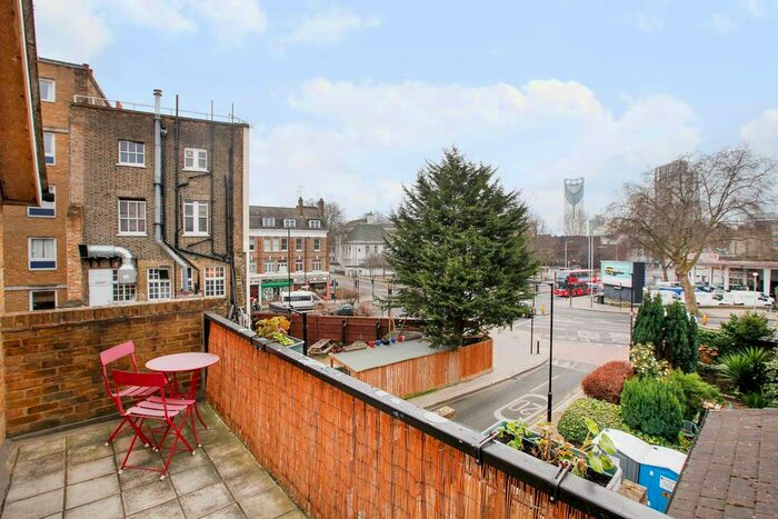 1 Bedroom Flat To Rent In Collinson Walk, Southwark, London, SE1