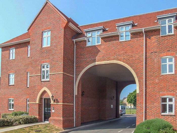 2 Bedroom Flat To Rent In Walter Bigg Way, Wallingford, OX10