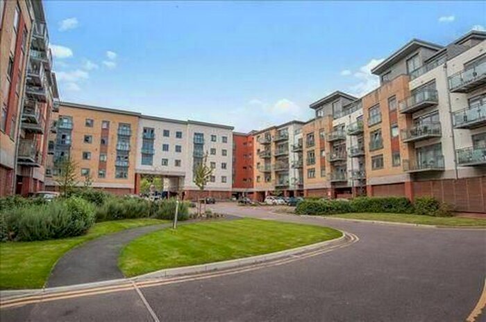 1 Bedroom Flat To Rent In Hart Street, Maidstone, Kent, ME16
