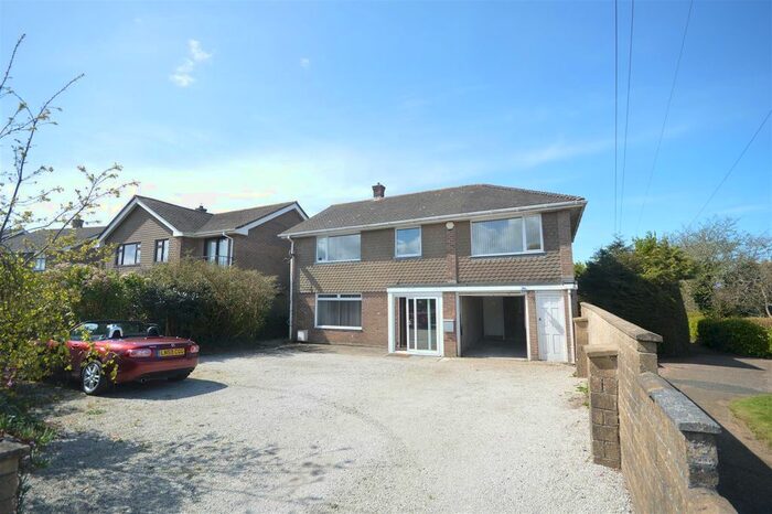 5 Bedroom Property To Rent In Tehidy Gardens, Camborne, TR14