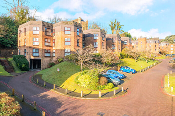 2 Bedroom Flat For Sale In Chapel Fields, Charterhouse Road, Godalming, Surrey, GU7