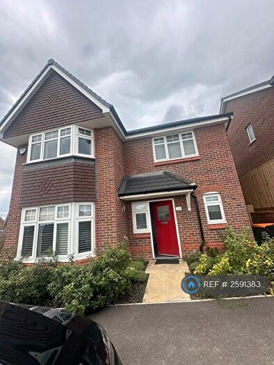 4 Bedroom Semi-Detached House To Rent In Panama Gardens, Houghton Regis, Dunstable, LU5