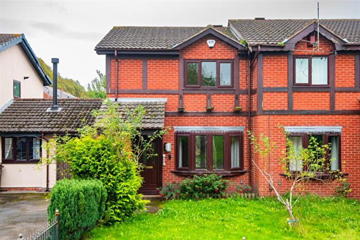 2 Bedroom Semi-Detached House For Sale In Harling Road, Preston, PR1