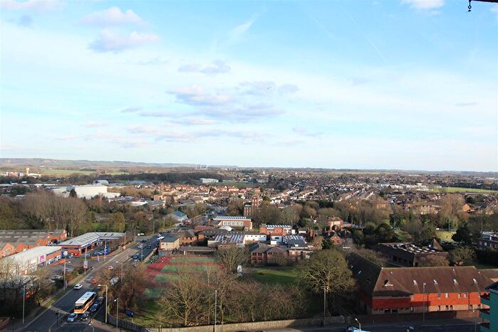 2 Bedroom Flat To Rent In Park Street, Ashford, TN24