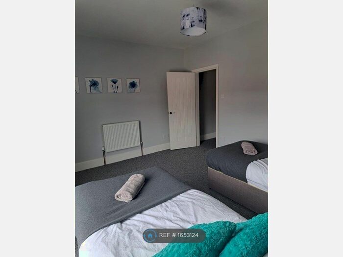 3 Bedroom Terraced House To Rent In Willingham Street, Grimsby, DN32