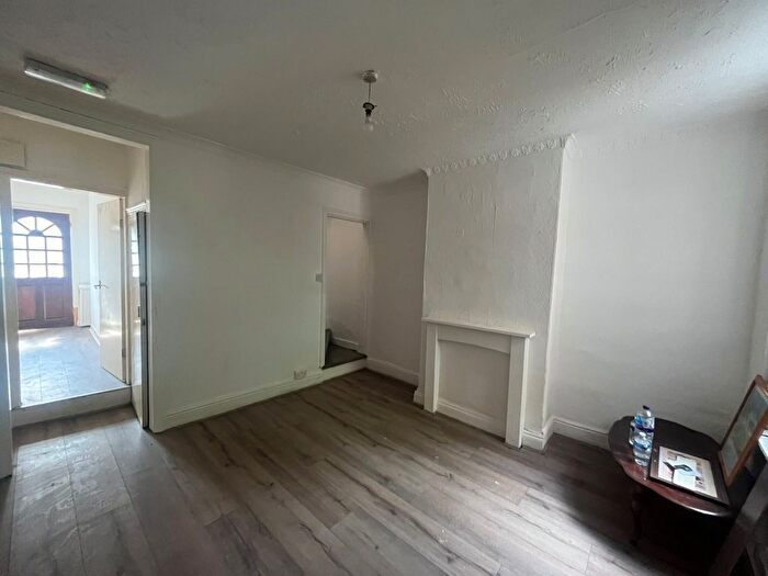 2 Bedroom Terraced House To Rent In Harborne Park Road, Harborne, B17