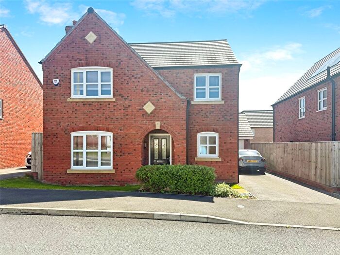 4 Bedroom Detached House To Rent In Morcom Drive, Aylestone, Leicester, LE2