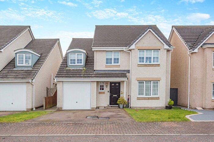 5 Bedroom Villa For Sale In Meadowview Place, Inchture, Perth, PH14