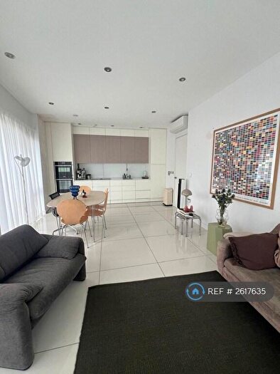 3 Bedroom Flat To Rent In Arthaus Apartments, London, E8