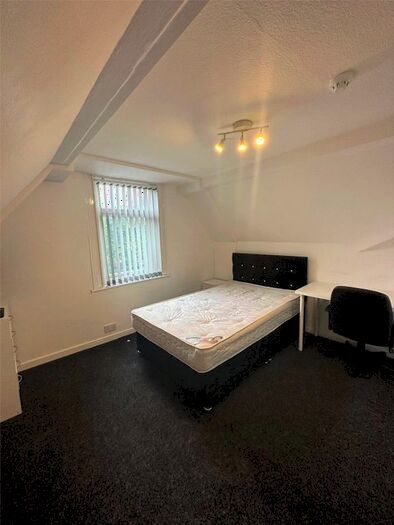 1 Bedroom Flat To Rent In - The Crescent, Middlesbrough, Yorkshire, TS5