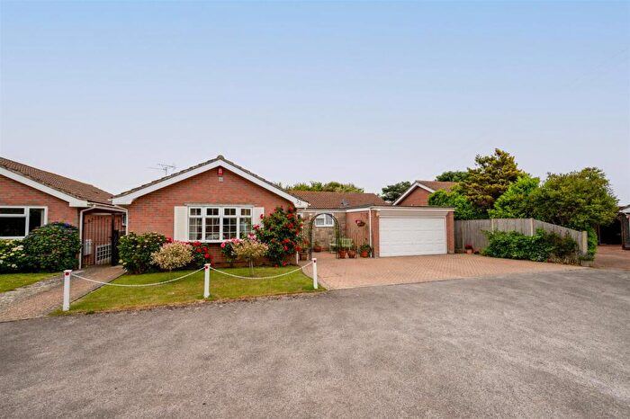 4 Bedroom Detached Bungalow For Sale In Sea View Road, Hayling Island, PO11