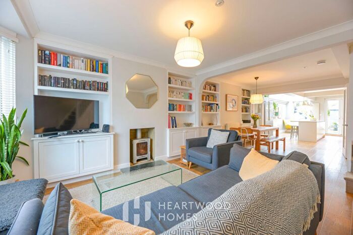 3 Bedroom Terraced House For Sale In Camp Road, St. Albans, AL1