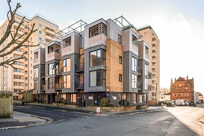 2 Bedroom Flat For Sale In Somerset Street, Brighton, BN2