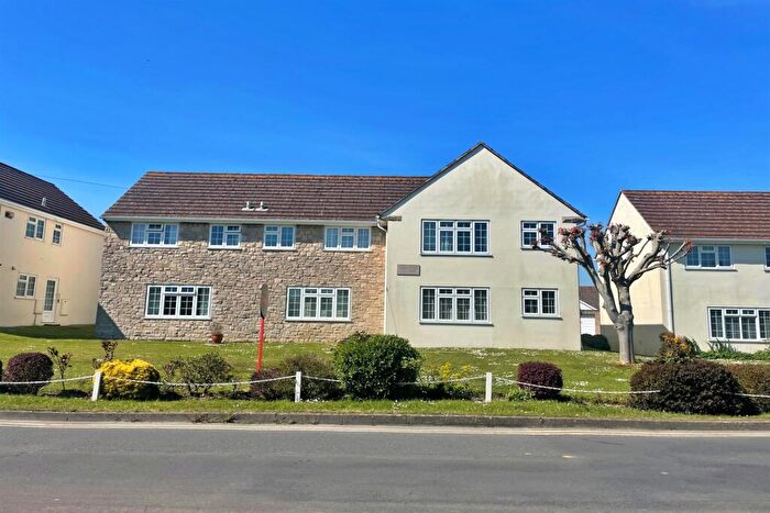 2 Bedroom Flat To Rent In Swanage, BH19