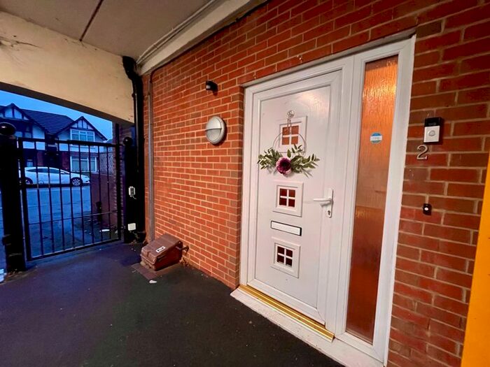 1 Bedroom Flat To Rent In Groundwell Road, Swindon, SN1