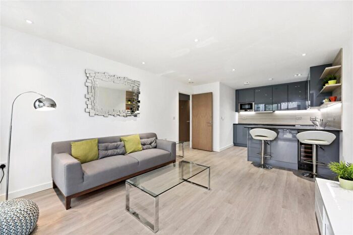 1 Bedroom Apartment To Rent In Woodberry Grove London, N4
