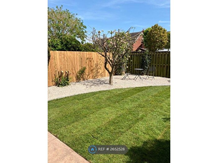 3 Bedroom Semi-Detached House To Rent In Basil Drive, Beverley, HU17