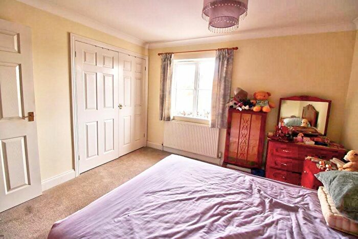 2 Bedroom Semi-Detached House For Sale In Aberdale Road, Polegate, BN26