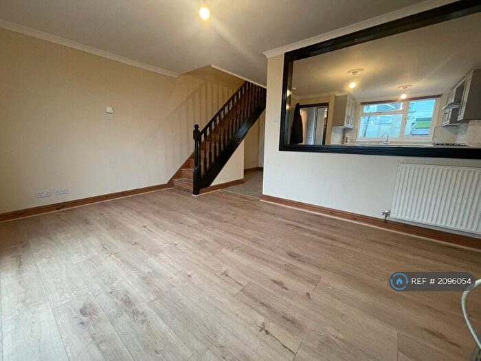 3 Bedroom Terraced House To Rent In Tredegar Park View, Rogerstone, Newport, NP10