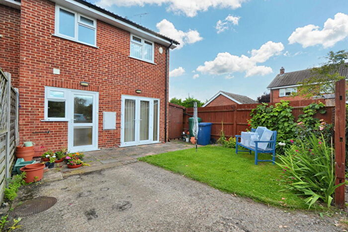 2 Bedroom End Of Terrace House For Sale In Back Lane, Ickleton, CB10
